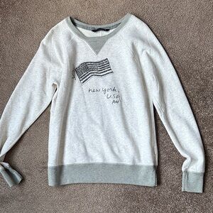 NYC - Abercrombie & Fitch gray flag sweatshirt